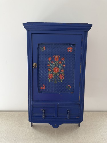 Vintage painted wood medicine - painted,
