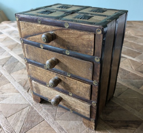 The pier apothecary chest - the,